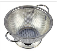 Small product picture of stainless steel colanders.